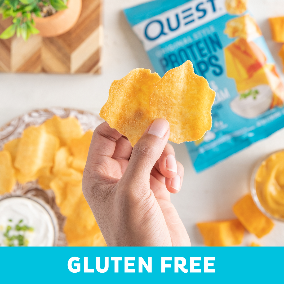cheddar-and-sour-cream-original-style-protein-chips-b8 qst-000296_cheddar-_-sour-cream-original-style-protein-chips_7.2.png